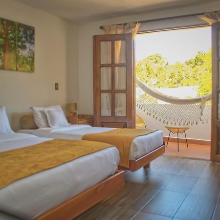 Hotel On The Rock ミンカ エクステリア 写真