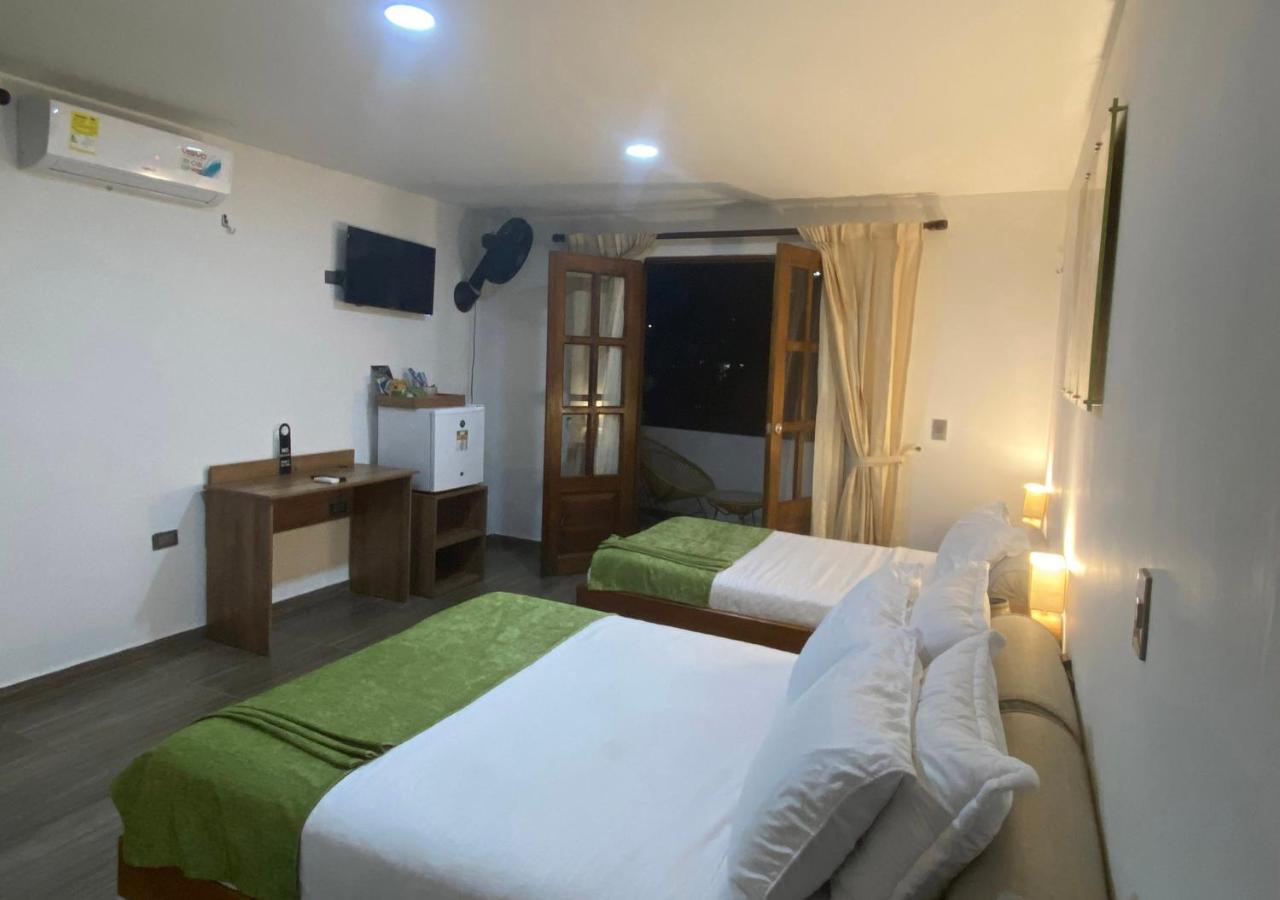 Hotel On The Rock ミンカ エクステリア 写真