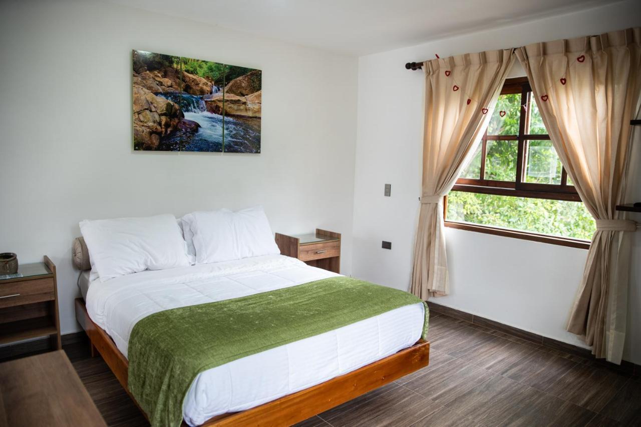 Hotel On The Rock ミンカ エクステリア 写真